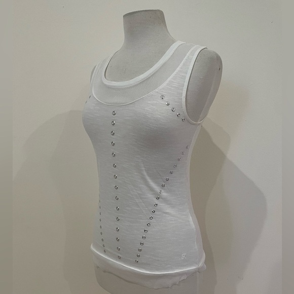 White Embellished Tank Top Size Small - Picture 1 of 5